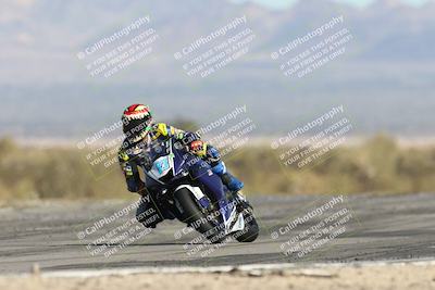 media/Dec-07-2025-CVMA (Sun) [[3e7d2de5dc]]/Race 8-Middleweight Shootout/